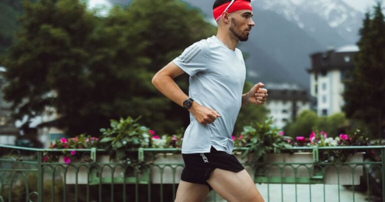 Polar takes on Fitbit and Garmin with its new Vantage 3 sports activities smartwatch