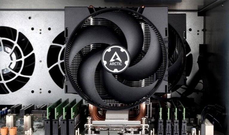 Arctic gives a direct contact air cooler for Intel and AMD server CPUs