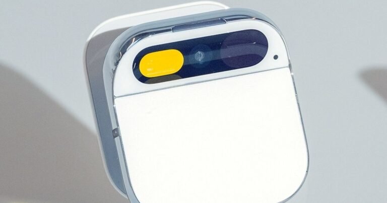 Can AI and lasers treatment our smartphone dependancy?