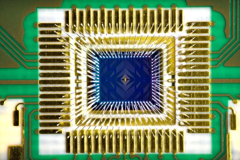 Intel launches quantum silicon chip that opens door to next-gen computing