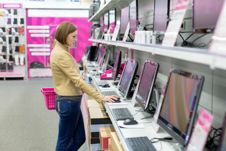 PC Monitor Demand Continues to Sink, However Indicators Level to a Restoration Forward, IDC Says