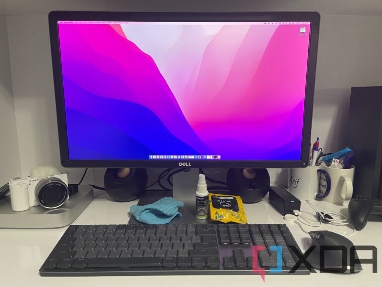 Easy methods to clear your pc monitor