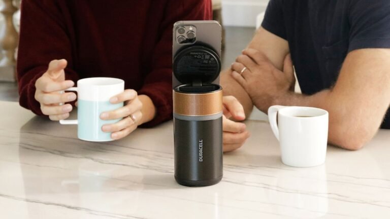 Duracell’s new energy stations sport beefy batteries and may cost many gadgets