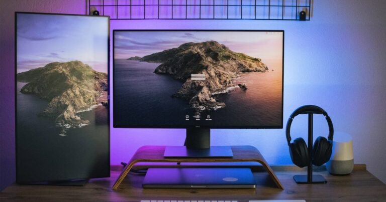 Why I nonetheless want twin screens over ultrawide shows